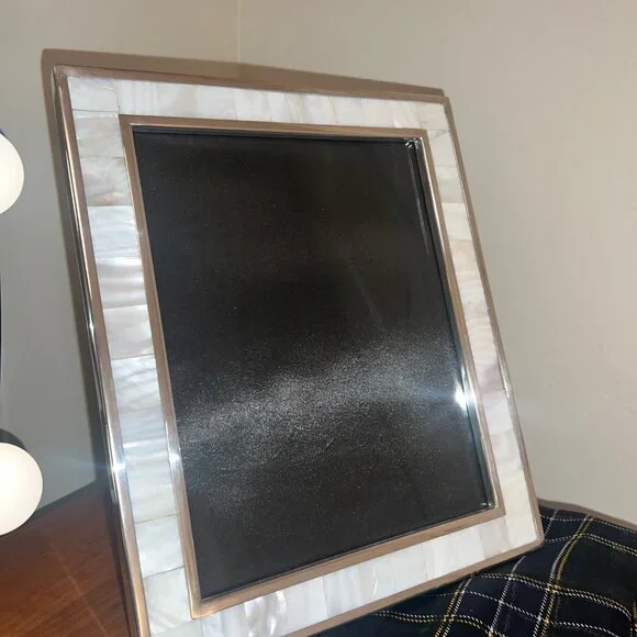 8 x 10 in Mother-of-Pearl Frames
